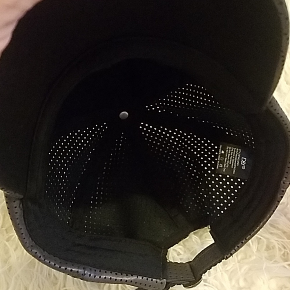Women hat - Picture 6 of 8